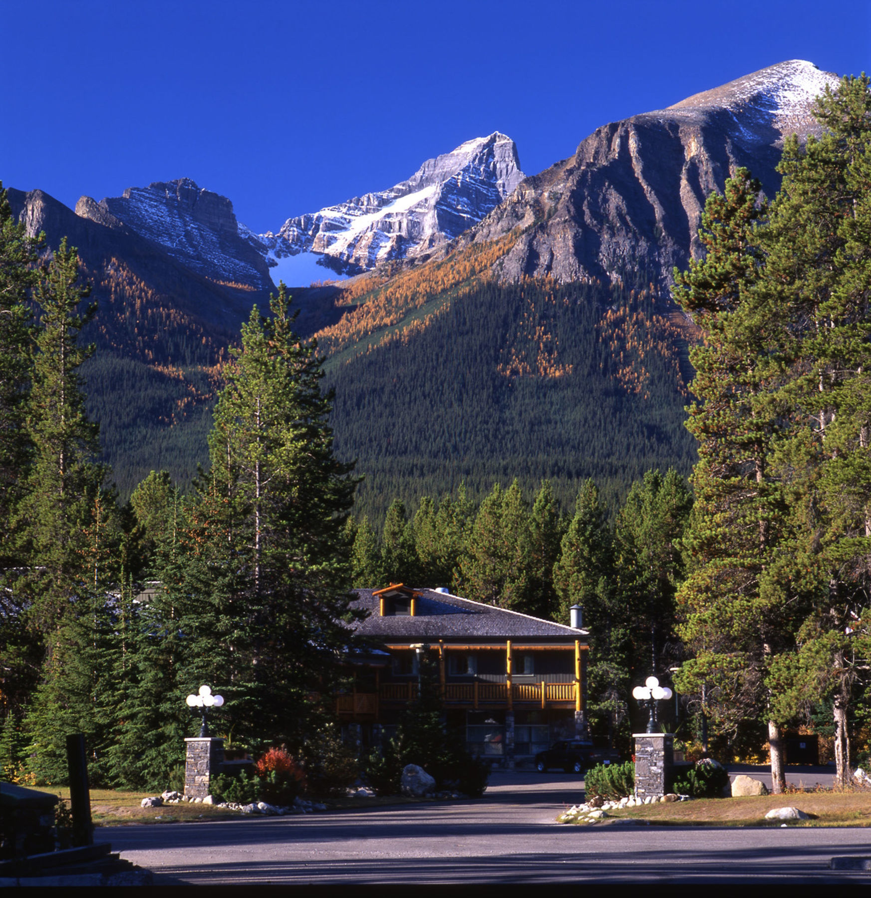 Mountaineer Lodge Lake Louise Exteriér fotografie